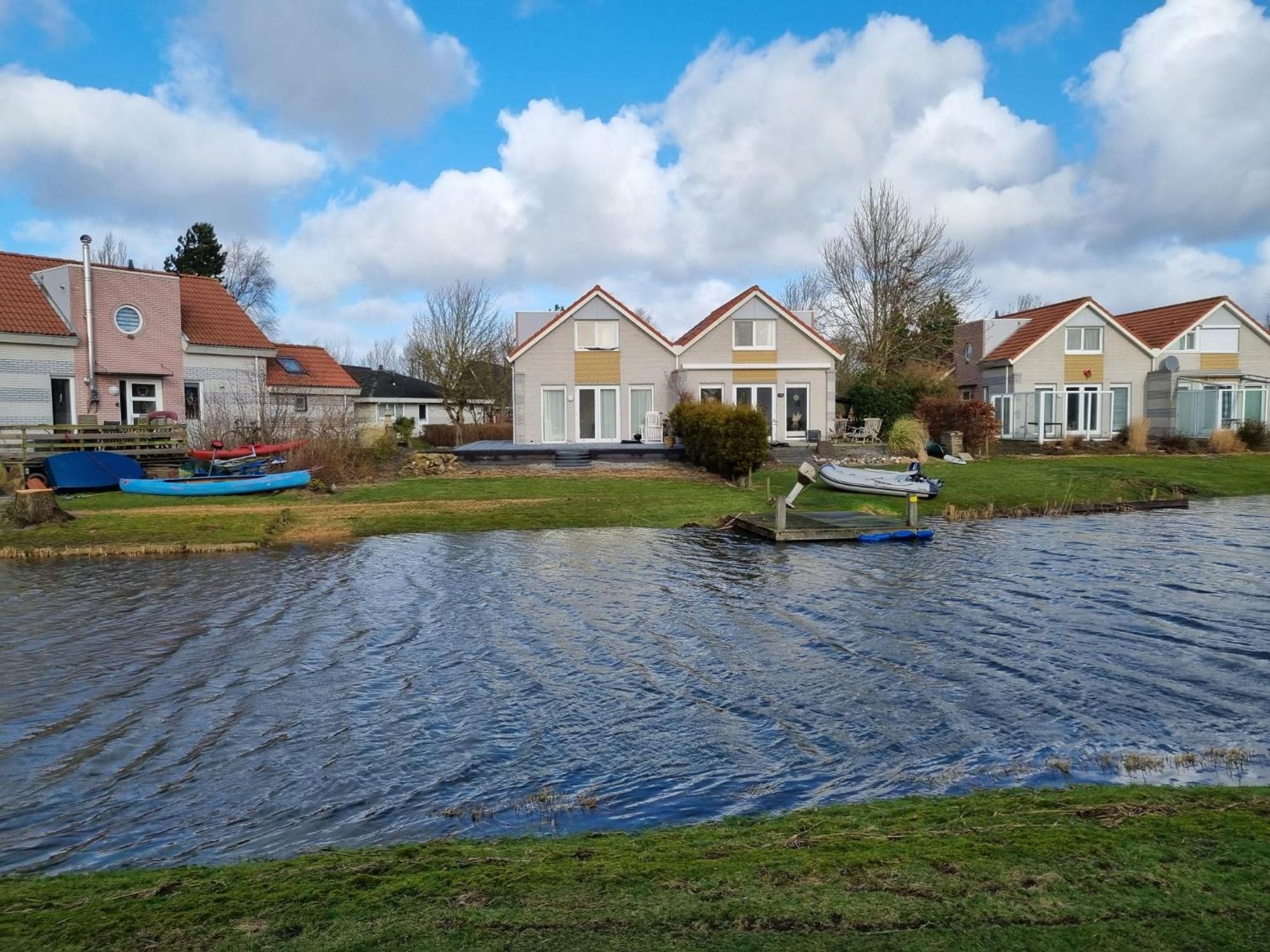 Prachtige Vakantievilla Aan Ijsselmeer Makkum Exterior photo