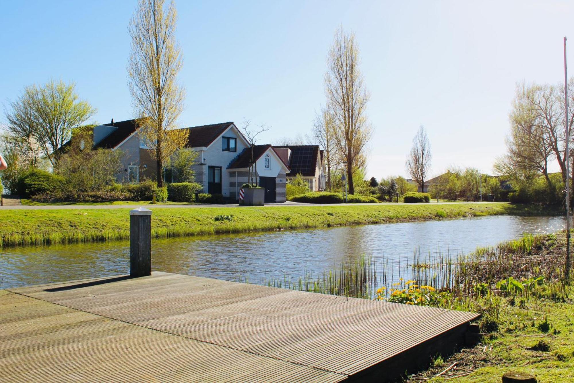 Prachtige Vakantievilla Aan Ijsselmeer Makkum Exterior photo